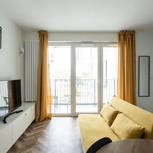 Apartment Rentplanet - Przedmiescie Olawskie