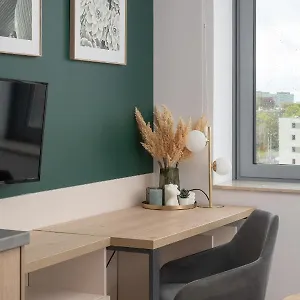  Apartament Trendy With Office Near Main Station By Renters